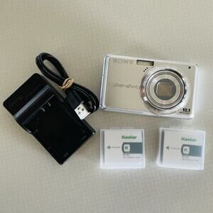 EUC Sony CyberShot DSC-S950 Digital Camera 10.1 MP 4xZoom-2 Extra Batt & Charger